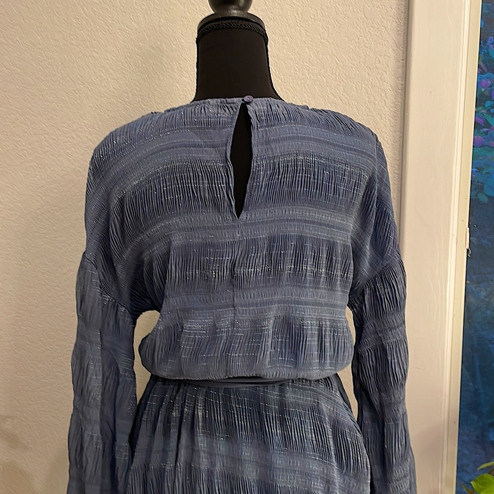 Fun dress - Picture 4 of 6